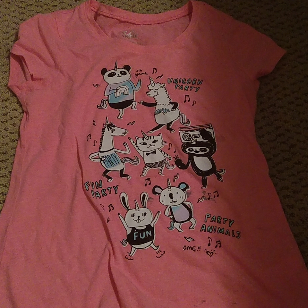 Pink t shirt